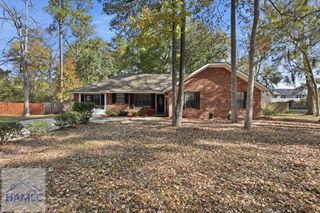 400 Willow Oak Lane, Hinesville, GA 31313