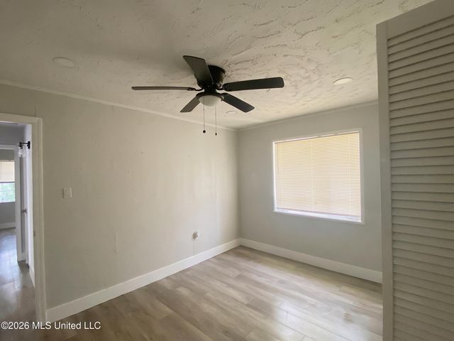 3057 Woodside Drive, Jackson, MS 39212