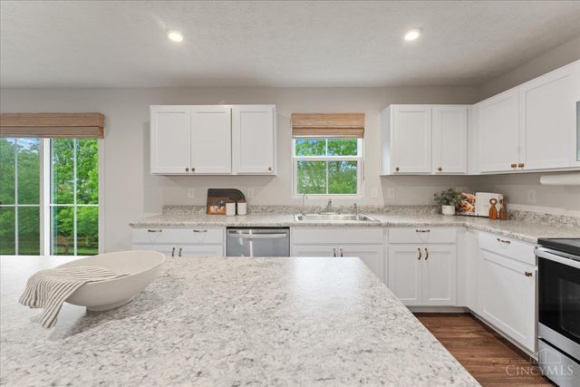 5678 Julia Kate Drive, Morrow, OH 45152