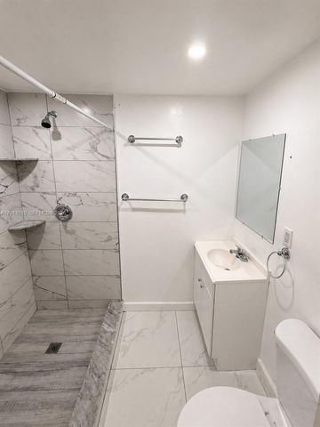 2880 NW 169th Ter 1, Miami Gardens, FL 33056