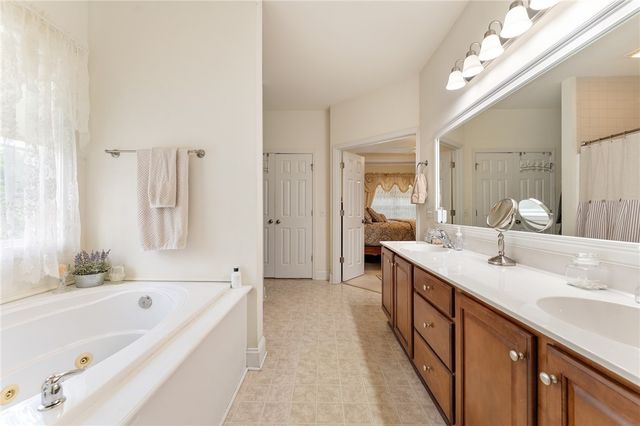 200 Byron Abbey, Piedmont, SC 29673