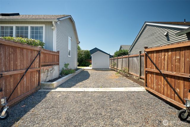 5726 67th Street NE, Marysville, WA 98270