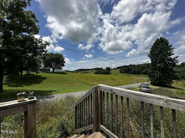 120 Hensley Loop, Jonesborough, TN 37659