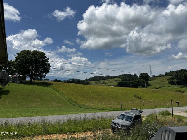120 Hensley Loop, Jonesborough, TN 37659