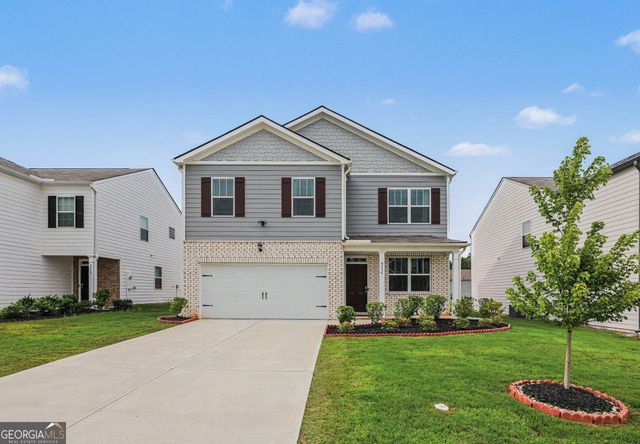 8236 Castleton Drive, Fairburn, GA 30213