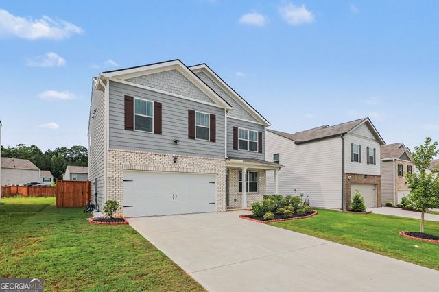 8236 Castleton Drive, Fairburn, GA 30213