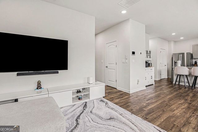 8236 Castleton Drive, Fairburn, GA 30213