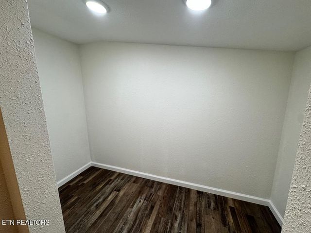 389 N 4Th Ave, Cookeville, TN 38506