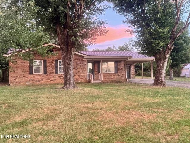 389 N 4Th Ave, Cookeville, TN 38506