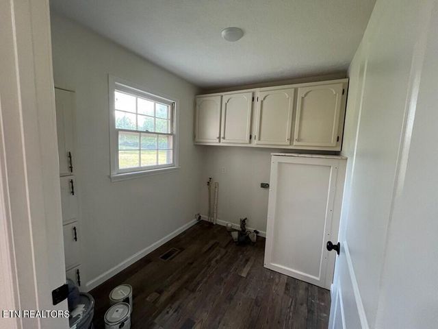 389 N 4Th Ave, Cookeville, TN 38506