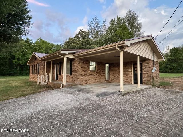 389 N 4Th Ave, Cookeville, TN 38506