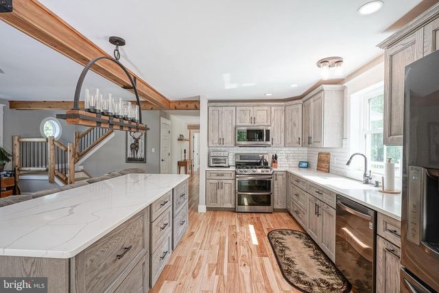 667 BUCK RD, Pittsgrove, NJ 08318