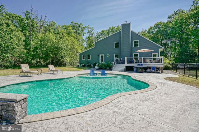 667 BUCK RD, Pittsgrove, NJ 08318