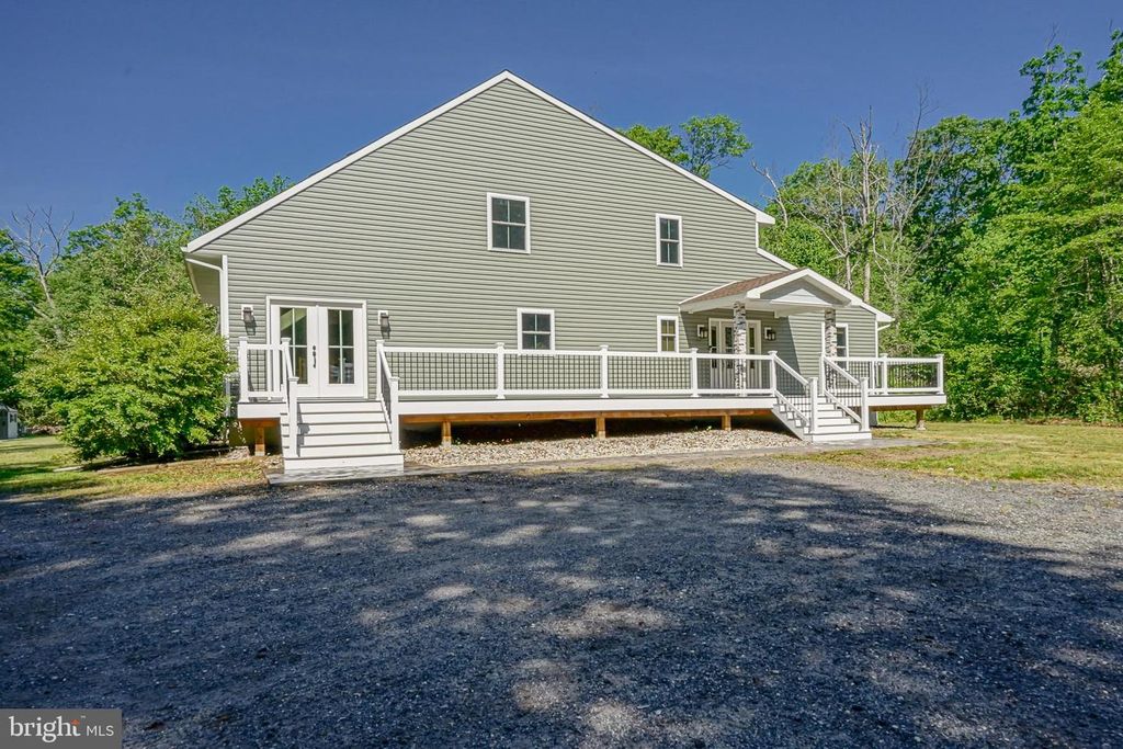 667 BUCK RD, Pittsgrove, NJ 08318