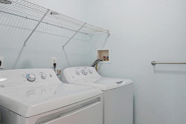 36 King St, Groveland, MA 01834