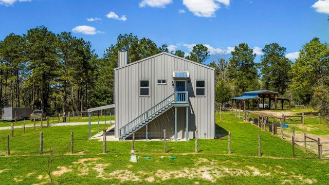 646 County Road 2100 N, Crockett, TX 75835