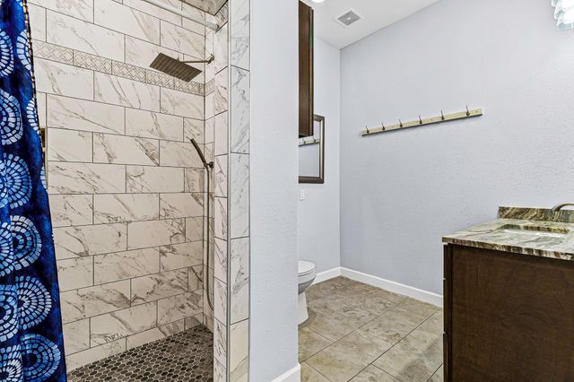 646 County Road 2100 N, Crockett, TX 75835