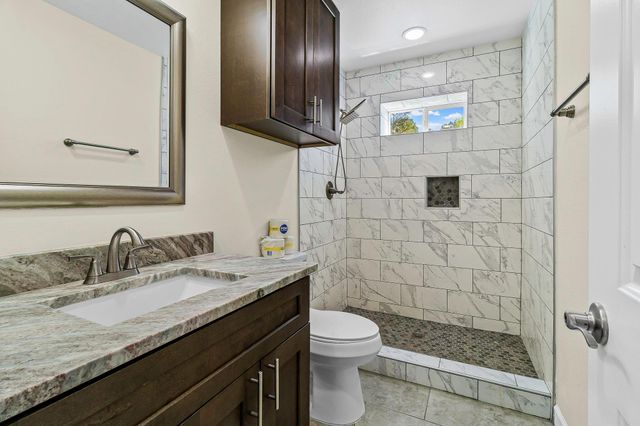 646 County Road 2100 N, Crockett, TX 75835