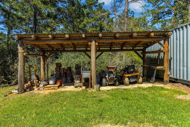 646 County Road 2100 N, Crockett, TX 75835