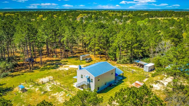 646 County Road 2100 N, Crockett, TX 75835