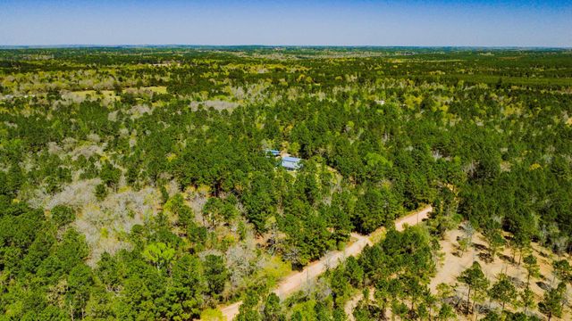 646 County Road 2100 N, Crockett, TX 75835