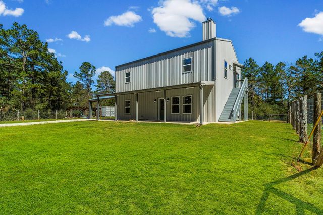 646 County Road 2100 N, Crockett, TX 75835