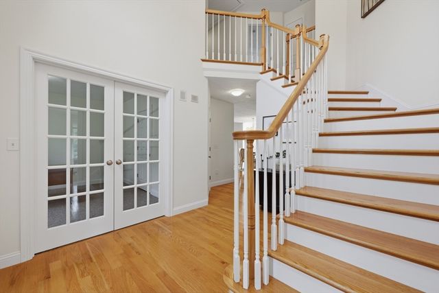 8 Victoria Circle, Shrewsbury, MA 01545