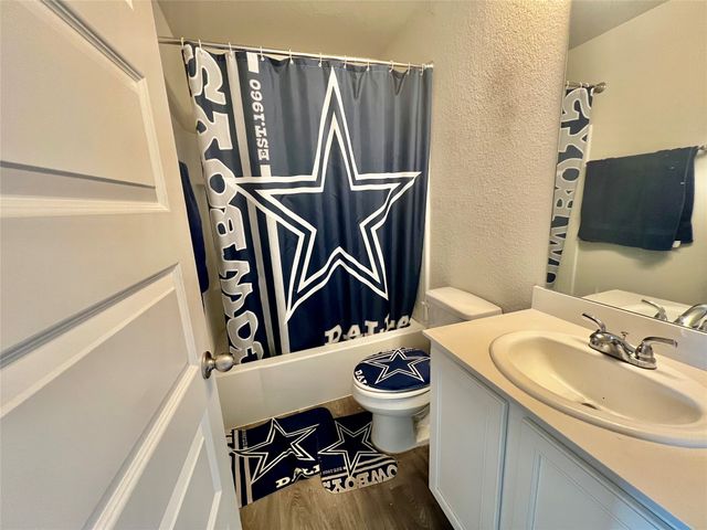 856 Towngreen Drive, Cleburne, TX 76031