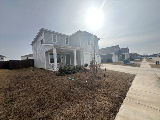 856 Towngreen Drive, Cleburne, TX 76031