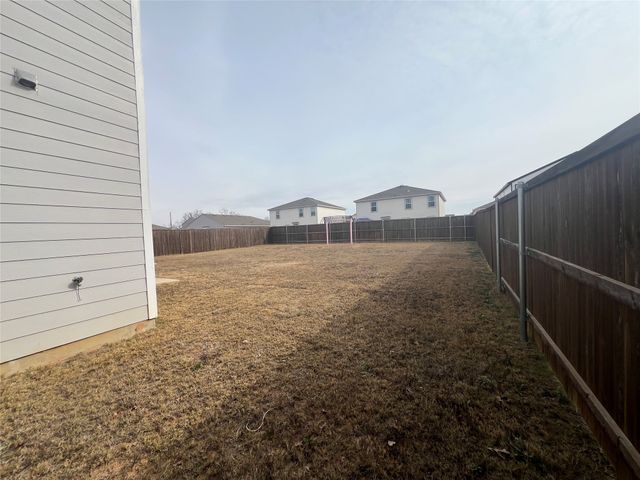 856 Towngreen Drive, Cleburne, TX 76031