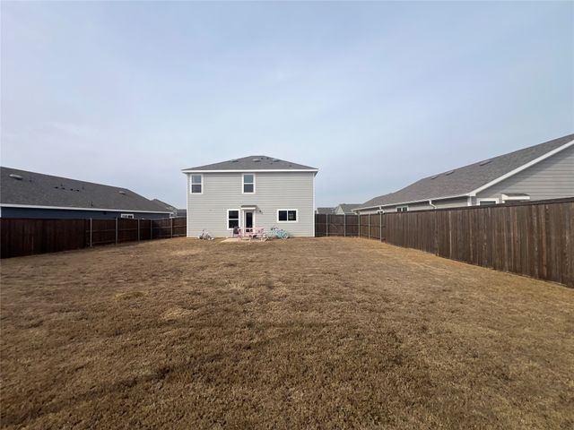 856 Towngreen Drive, Cleburne, TX 76031