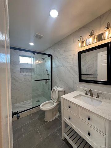 107 Denniston Drive, New Windsor, NY 12553