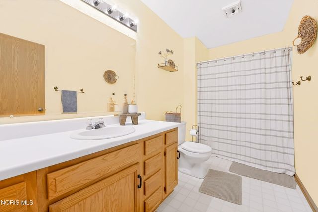 7414 Woodshire Lane, Holland, OH 43528