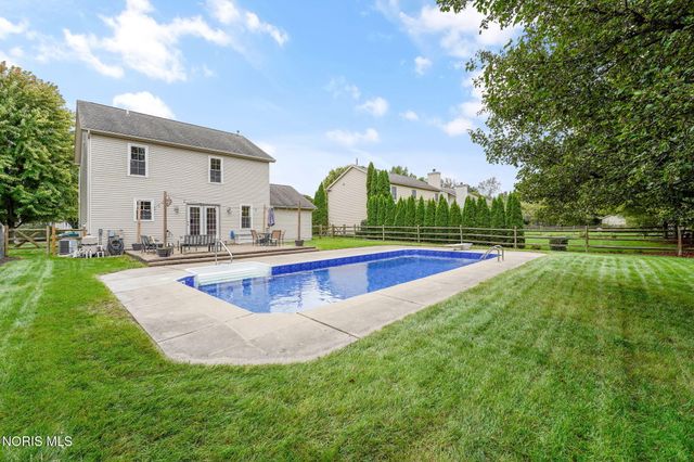 7414 Woodshire Lane, Holland, OH 43528