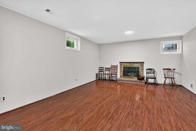 605 BLOSSOM DR, Rockville, MD 20850