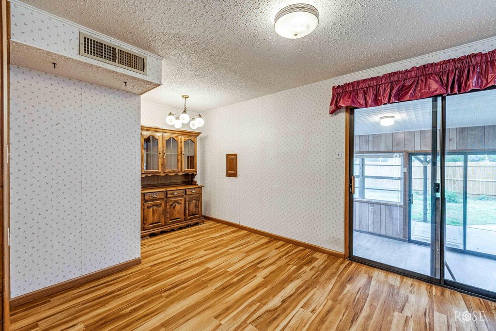 Image 11 of property listing at 9570 Tokay Road, San Angelo, TX 76901