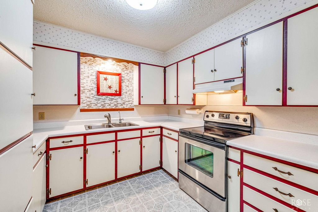 Image 13 of property listing at 9570 Tokay Road, San Angelo, TX 76901