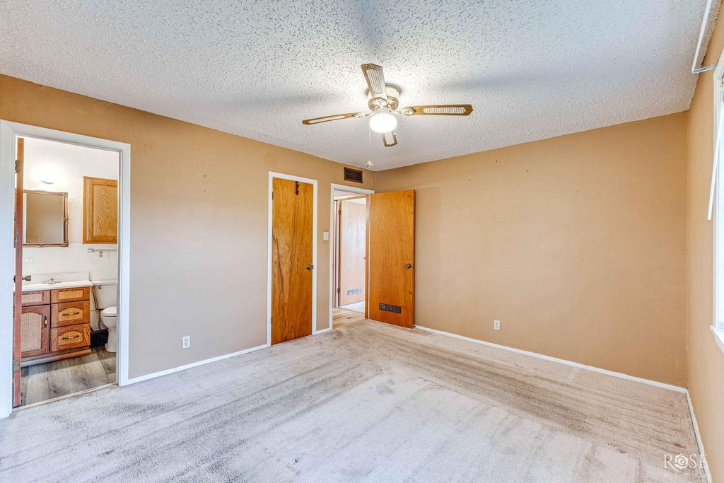 Image 16 of property listing at 9570 Tokay Road, San Angelo, TX 76901