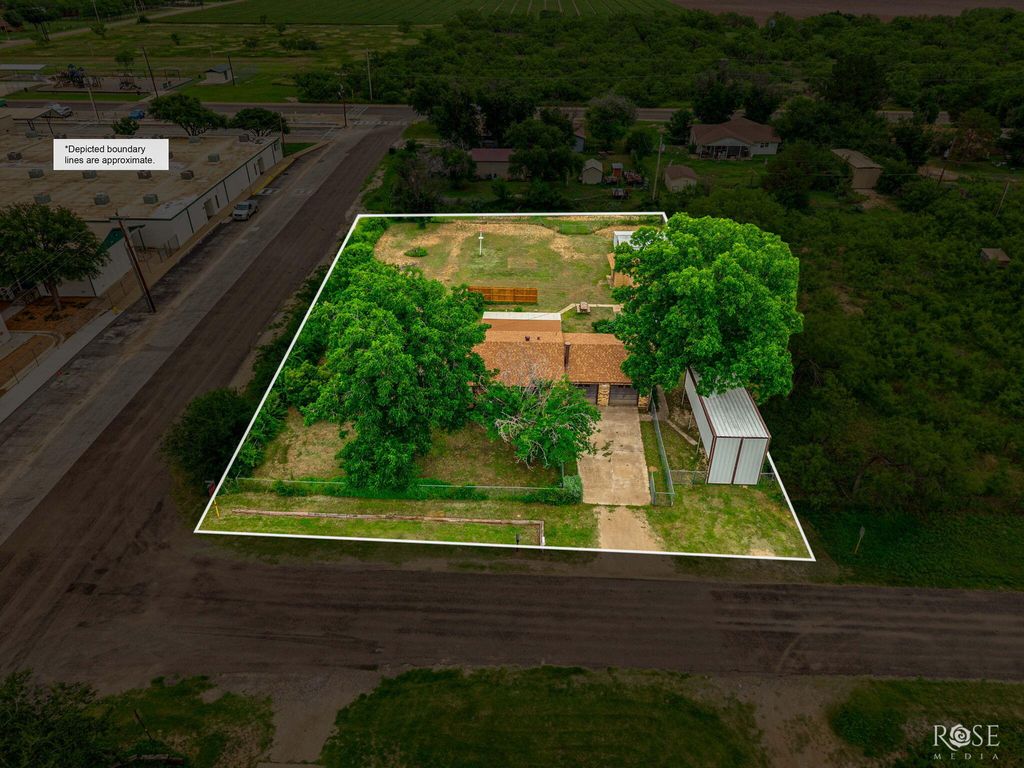 Image 33 of property listing at 9570 Tokay Road, San Angelo, TX 76901