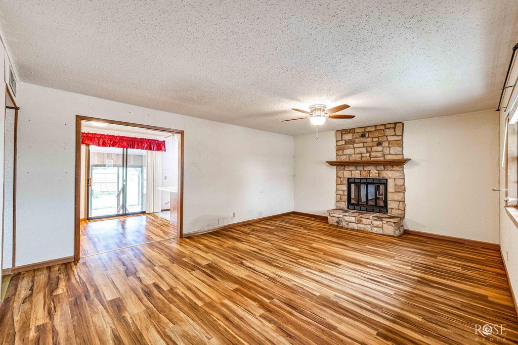Image 9 of property listing at 9570 Tokay Road, San Angelo, TX 76901
