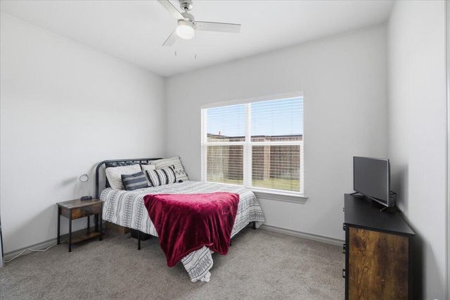 902 N Fulton Avenue, Lubbock, TX 79416