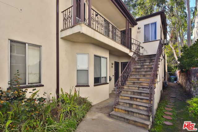 829 N Edinburgh Avenue, Los Angeles, CA 90046