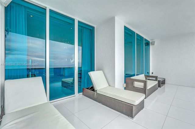 2711 S Ocean Drive 3704, Hollywood, FL 33019