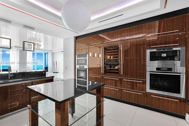 2711 S Ocean Drive 3704, Hollywood, FL 33019