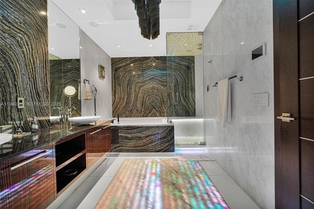 2711 S Ocean Drive 3704, Hollywood, FL 33019