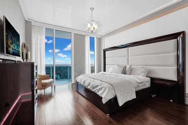 2711 S Ocean Drive 3704, Hollywood, FL 33019