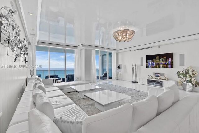 2711 S Ocean Drive 3704, Hollywood, FL 33019