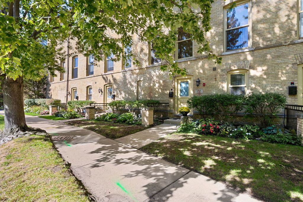 155 Whistler Road, Highland Park, IL 60035 — exterior