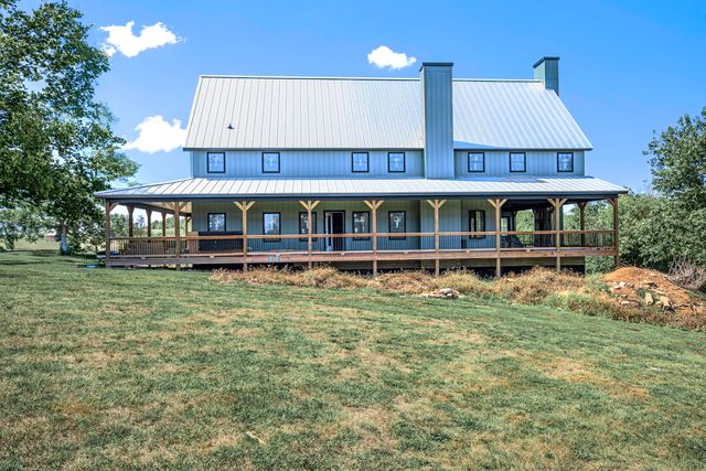 4288 Pinckard Pike, Versailles, KY 40383