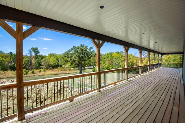 4288 Pinckard Pike, Versailles, KY 40383